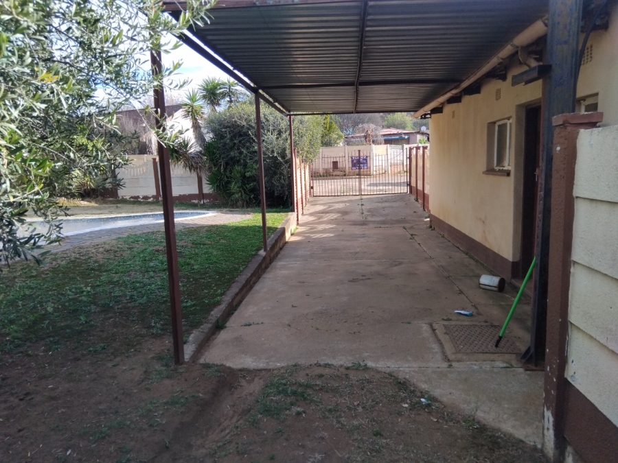 3 Bedroom Property for Sale in Davanna North West